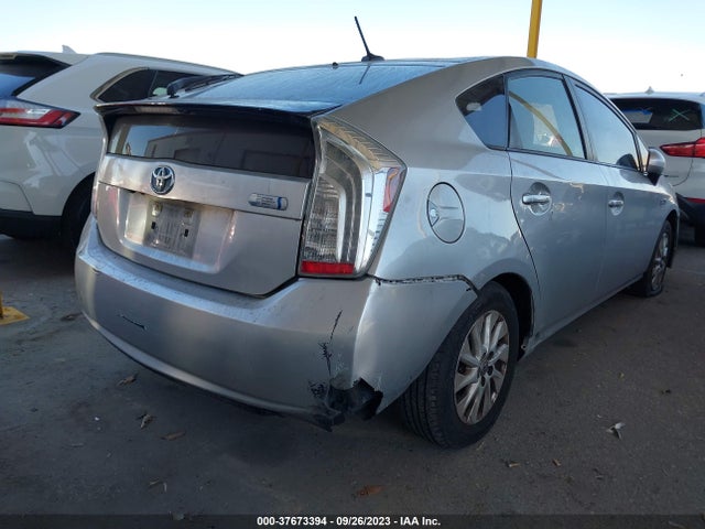 Toyota PRIUS PLUG-IN 2014 JTDKN3DP9E3057418 Image 13