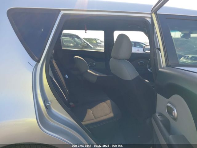 KNDJP3A52F7757249 KIA SOUL +