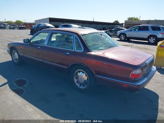 1999 JAGUAR XJ SAJKD6044XC873246 Photo 2