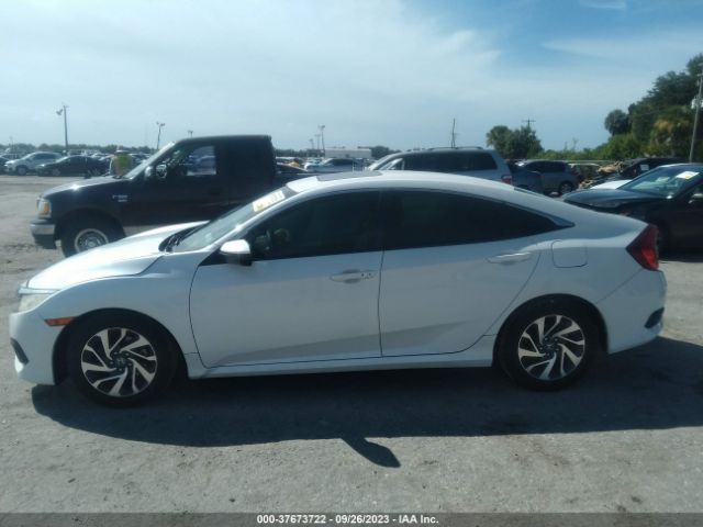 19XFC2F77GE013833 Honda Civic Sedan Ex