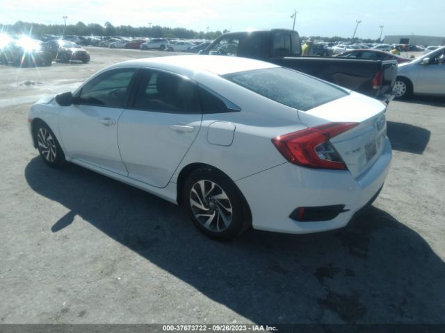 19XFC2F77GE013833 Honda Civic Sedan Ex