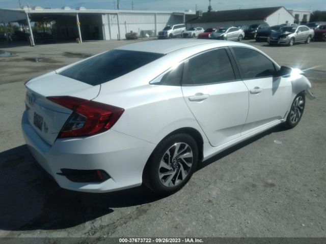 19XFC2F77GE013833 Honda Civic Sedan Ex