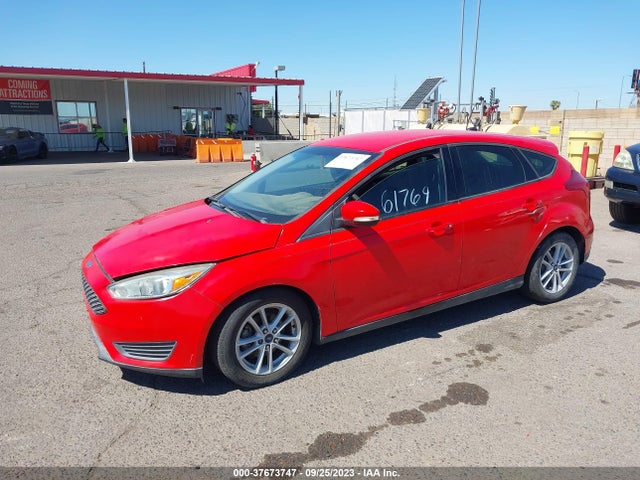 Ford FOCUS SE 2015 1FADP3K29FL232154 Image 2