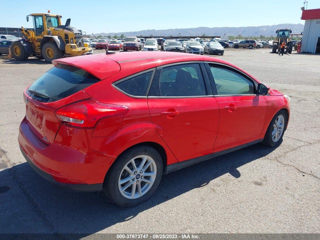 Ford FOCUS SE 2015 1FADP3K29FL232154 Image 4