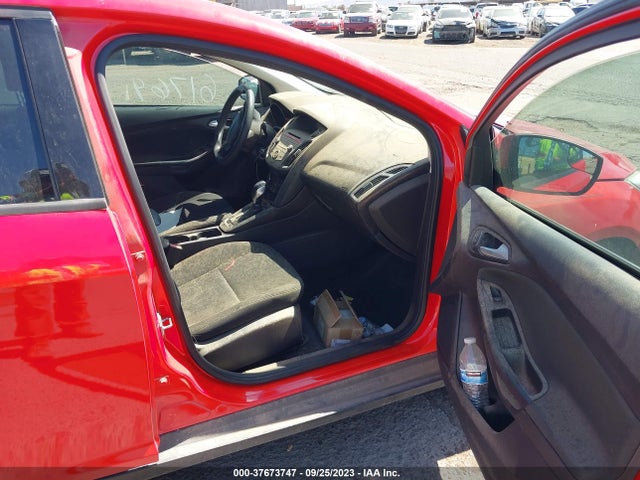 Ford FOCUS SE 2015 1FADP3K29FL232154 Image 5