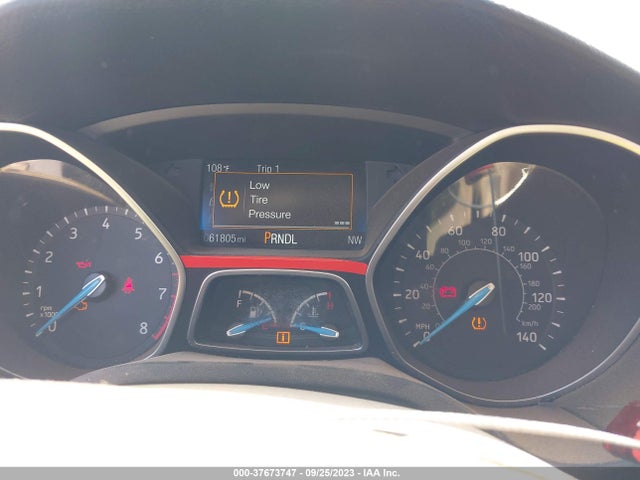 Ford FOCUS SE 2015 1FADP3K29FL232154 Image 7