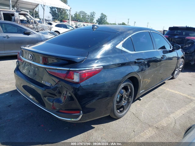 58AD21B15LU006756 Lexus ES