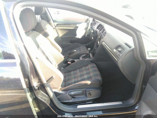 3VW5T7AU0FM006858 Volkswagen GOLF GTI S