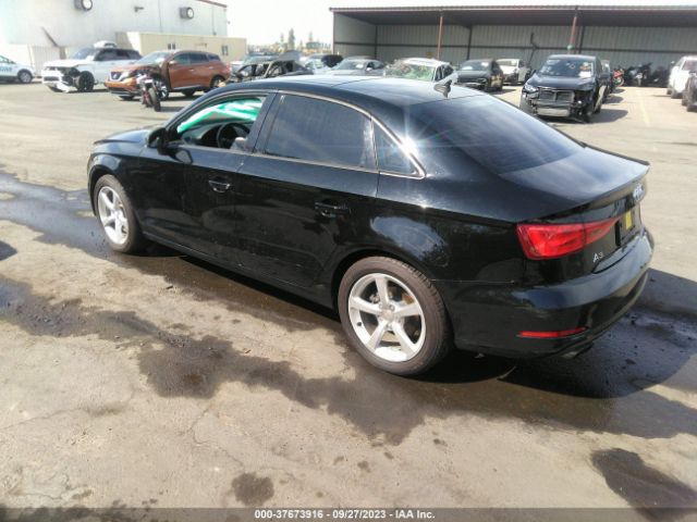 2015 AUDI A3 WAUACGFF3F1035275 Photo 2