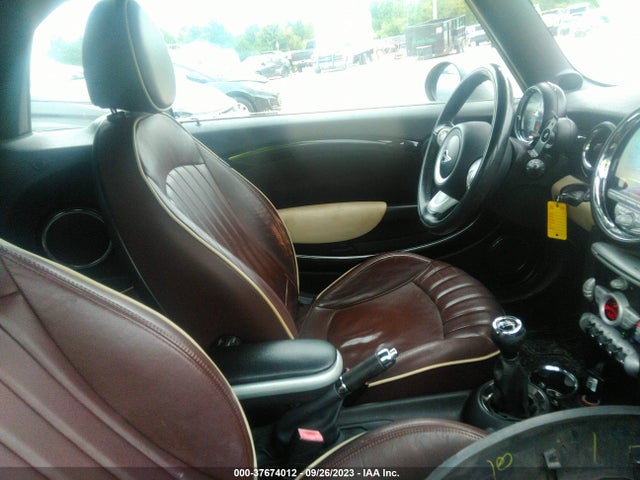 2009 MINI COOPER CONVERTIBLE WMWMS33549TY50372 Photo 4