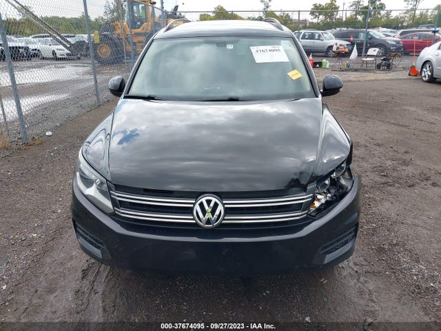 WVGBV7AX9GW606270 Volkswagen TIGUAN S