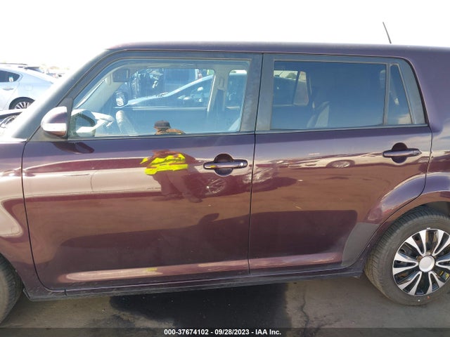 2011 SCION XB VIN: JTLZE4FE0B1120742