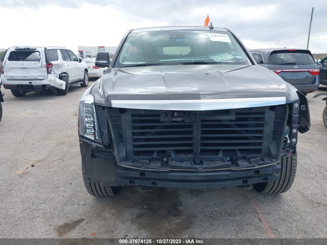 2018 CADILLAC ESCALADE ESV LUXURY VIN: 1GYS3HKJ2JR268317