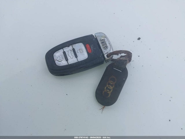 2010 AUDI A5 WAUCKAFR3AA073018 Photo 10