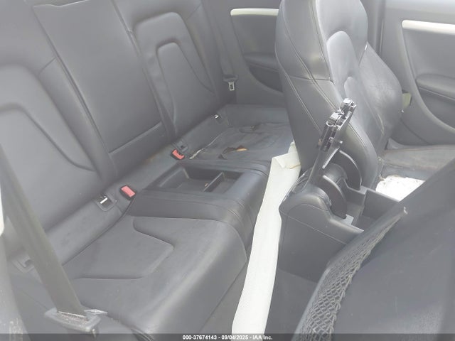 2010 AUDI A5 WAUCKAFR3AA073018 Photo 4