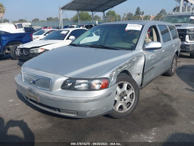 2002 VOLVO V70 VIN: YV1SW61R022230744