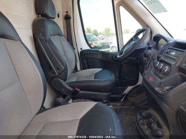 3C6TRVDG9HE532901 RAM Promaster Cargo Van