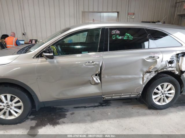 5XYPG4A36KG550780 KIA SORENTO LX