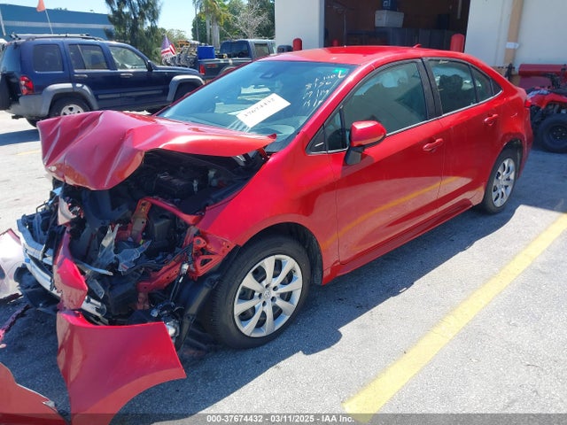 Toyota COROLLA LE 2021 5YFEPMAE3MP218156 Image 2