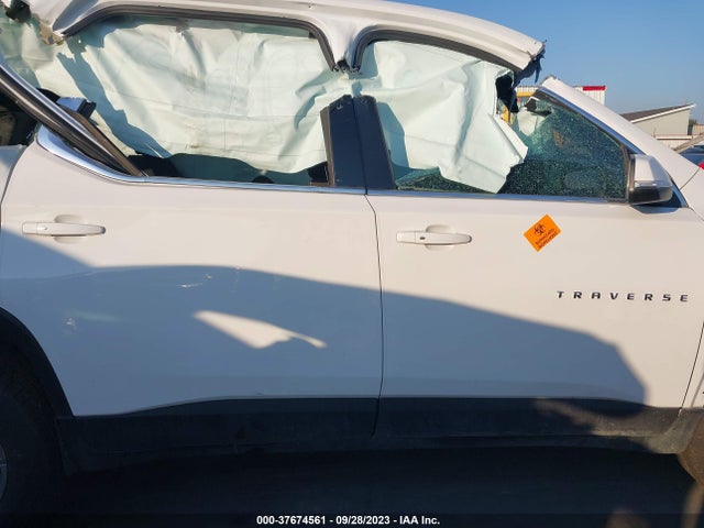 Chevrolet Traverse Lt Cloth 2022 1GNERGKW2NJ184324 Image 13