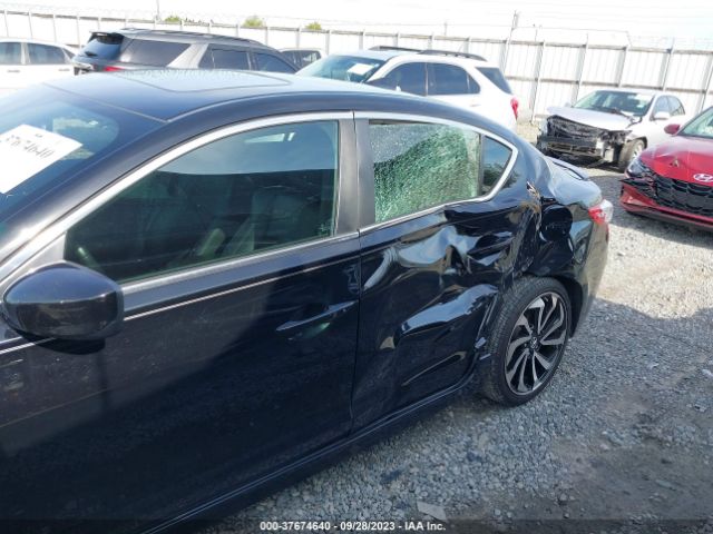 19UDE2F82GA000163 Acura Ilx W/premium