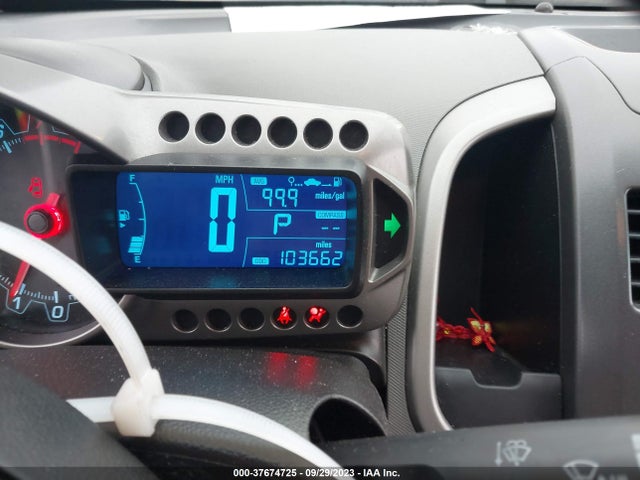 Chevrolet SONIC LT 2015 1G1JC5SB4F4138626 Image 7