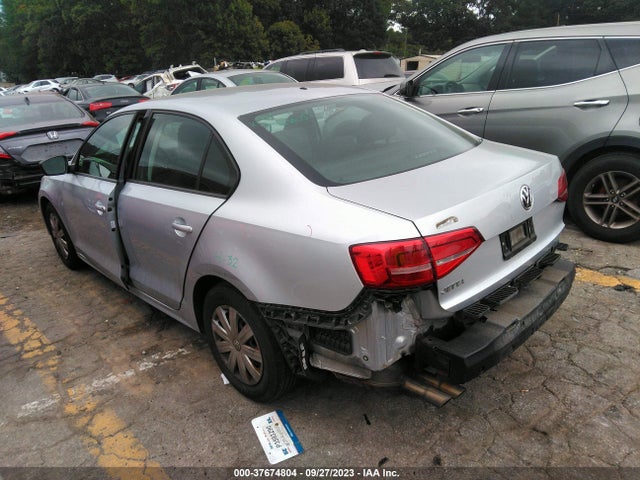 3VW2K7AJ1FM344118 Volkswagen Jetta 2.0l S