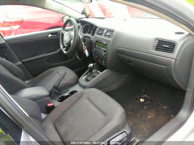 3VW2K7AJ1FM344118 Volkswagen Jetta 2.0l S