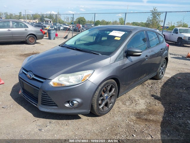 2014 FORD FOCUS SE VIN: 1FADP3K2XEL326946