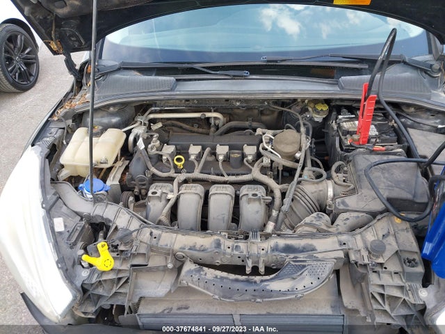 1FADP3F24FL340577 Ford FOCUS SE
