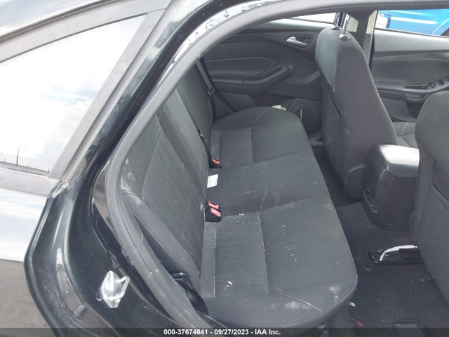 1FADP3F24FL340577 Ford FOCUS SE