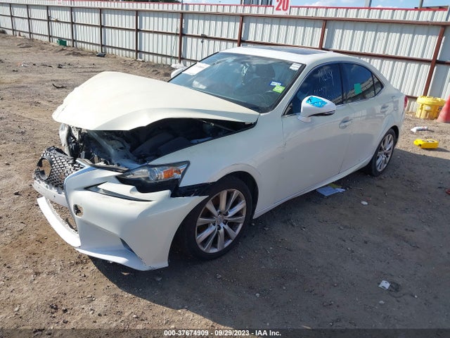 Lexus IS 250 2015 JTHBF1D24F5047972 Image 2