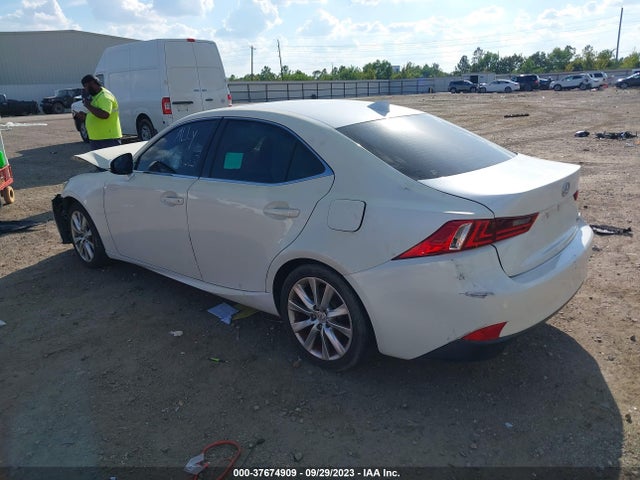 Lexus IS 250 2015 JTHBF1D24F5047972 Image 3