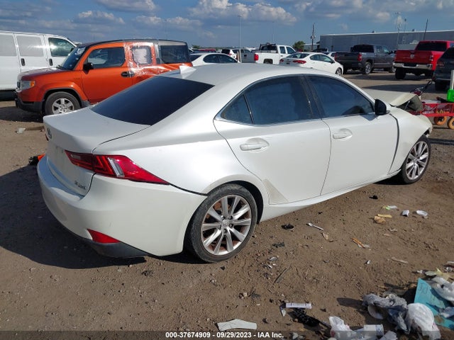 Lexus IS 250 2015 JTHBF1D24F5047972 Image 4