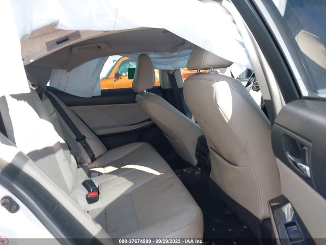 Lexus IS 250 2015 JTHBF1D24F5047972 Image 8