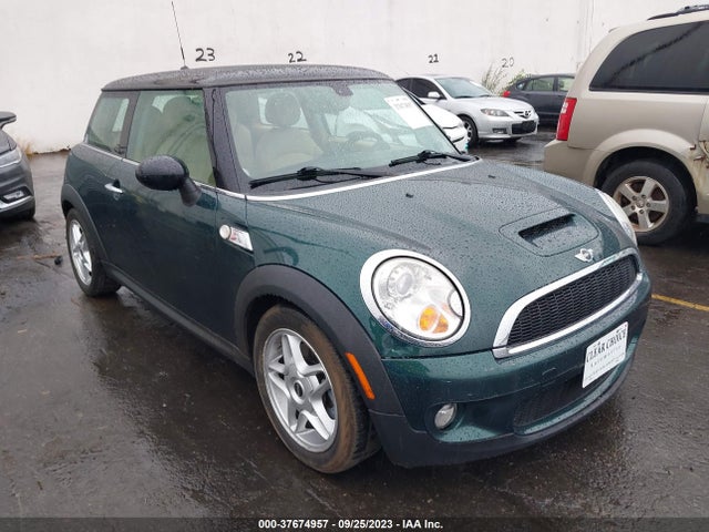 2010 MINI COOPER S WMWMF7C56ATZ71694 Photo 0