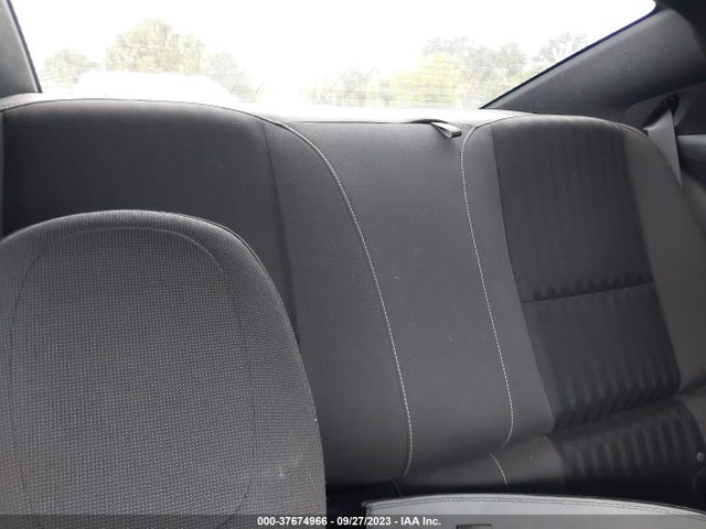 Chevrolet CAMARO LS 2015 2G1FB1E36F9311002 Image 8