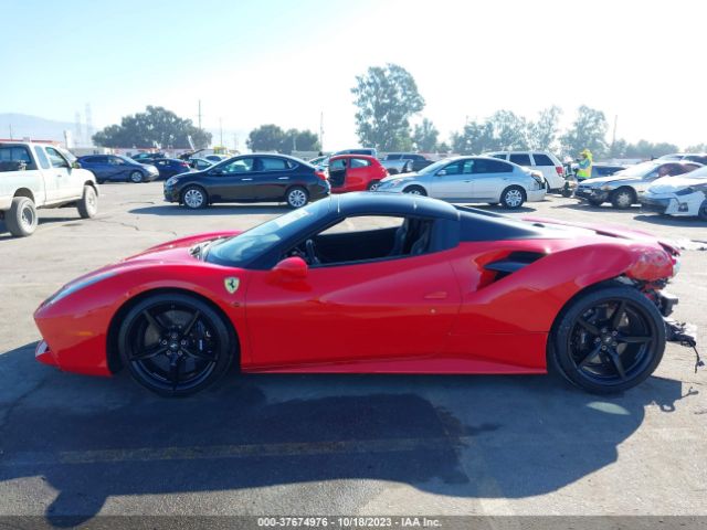 ZFF80AMA3J0230808 Ferrari 488 SPIDER