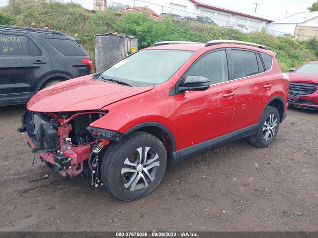 Toyota RAV4 LE 2016 JTMBFREV8GJ055235 Image 2