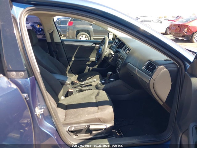 3VWD17AJXFM353797 Volkswagen Jetta Sedan 1.8t Se