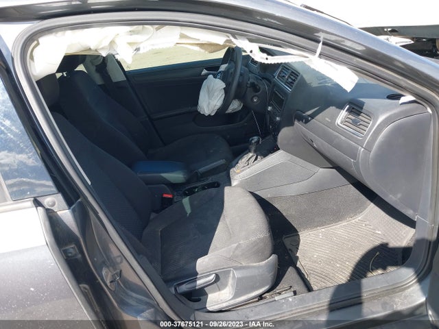 3VW2K7AJ6EM306401 Volkswagen Jetta Sedan S