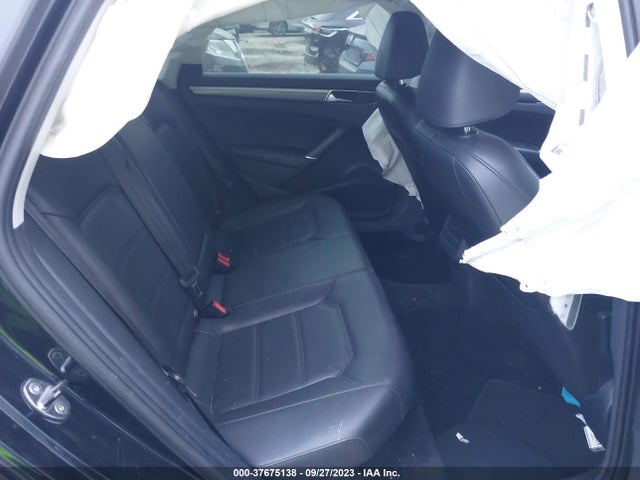 1VWDT7A37HC066093 Volkswagen Passat R-line W/comfort Pkg