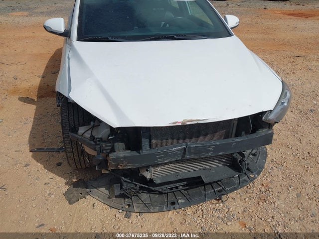 2018 HYUNDAI ELANTRA SPORT VIN: KMHD04LB0JU589093