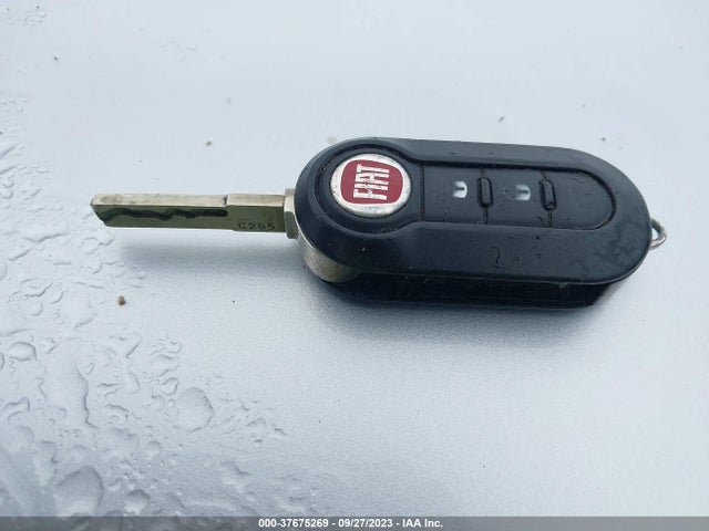 2013 FIAT 500 3C3CFFDR9DT664947 Photo 10