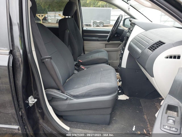 2010 DODGE GRAND CARAVAN SE VIN: 2D4RN4DEXAR263631