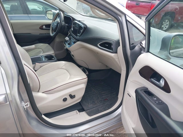 2C4RC1GG4JR154869 Chrysler Pacifica Limited