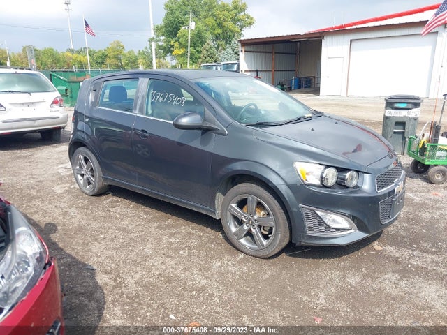 Chevrolet Sonic Rs 2015 1G1JG6SB0F4126824 Image 1
