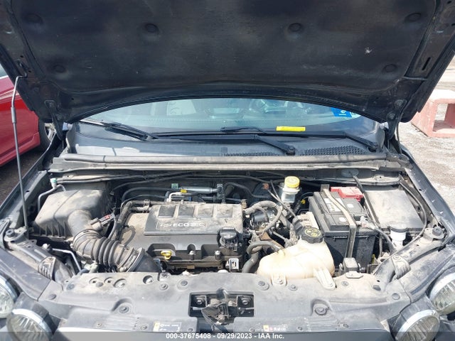 Chevrolet Sonic Rs 2015 1G1JG6SB0F4126824 Image 10