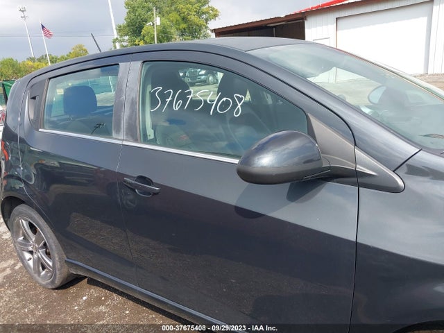 Chevrolet Sonic Rs 2015 1G1JG6SB0F4126824 Image 14