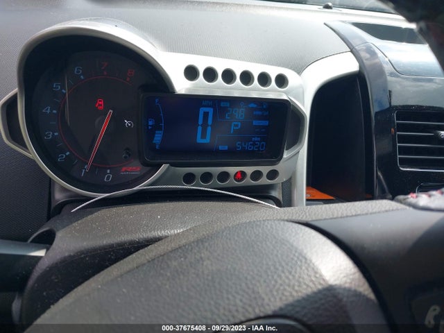 Chevrolet Sonic Rs 2015 1G1JG6SB0F4126824 Image 16